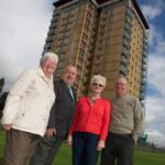 Cllr Williams with high flat tenants 3