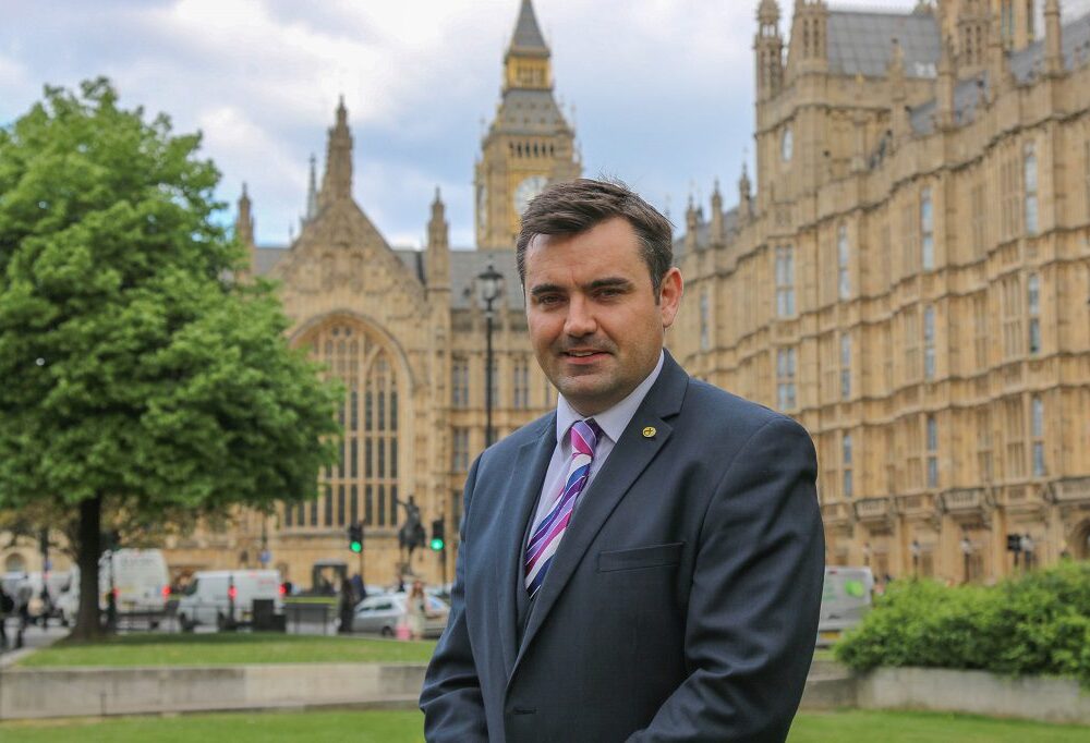 Gavin Newlands MP calls for greater support for families fleeing domestic violence