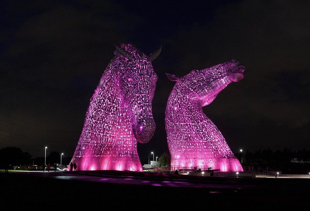 Scotland’s iconic landmarks light up to support Paisley City of Culture 2021 bid