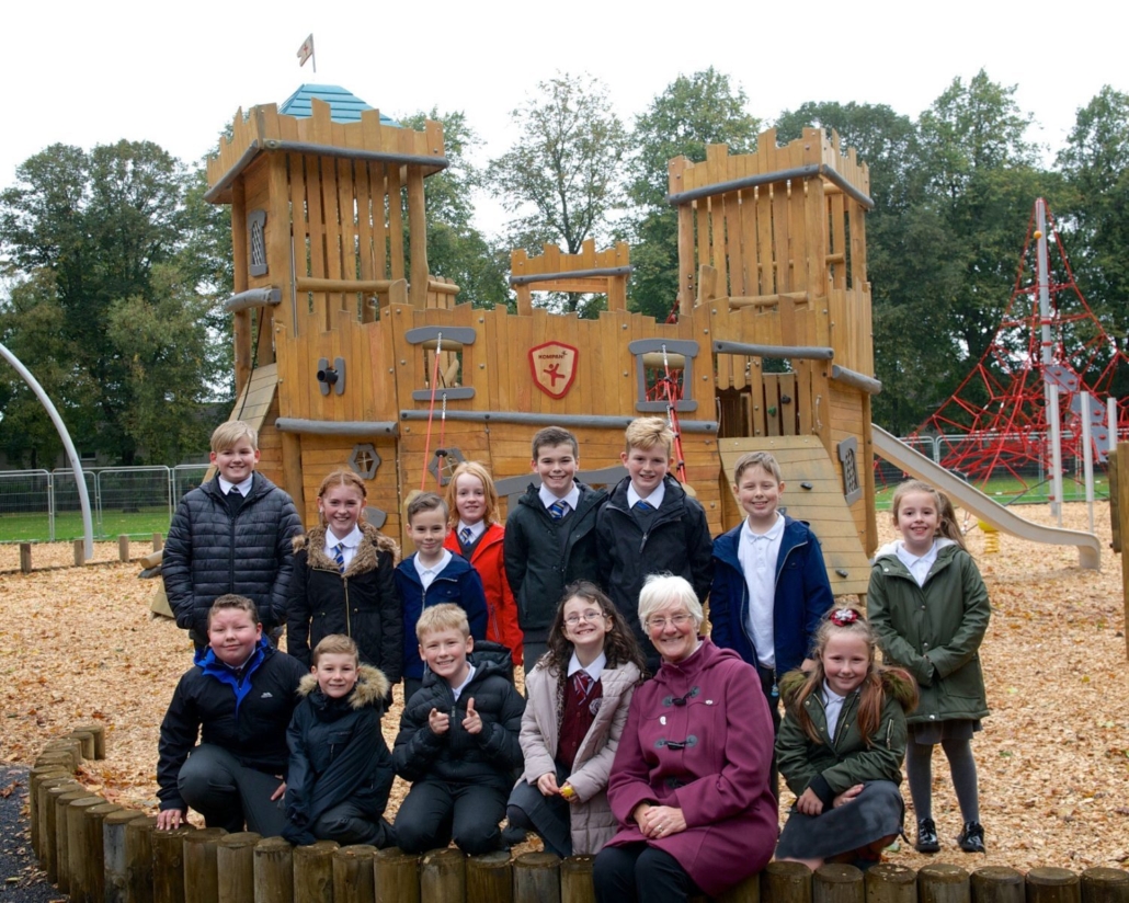 Brand-new play area opens as part of £1million investment in Robertson Park Renfrew