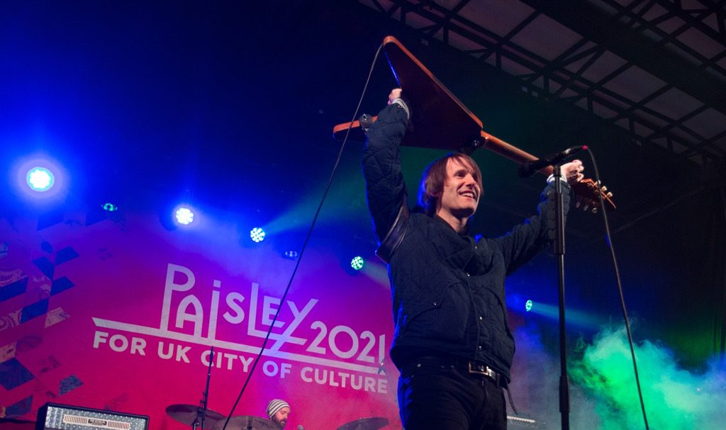 Almost 25,000 turn out for Paisley Christmas Lights Switchon Paisley