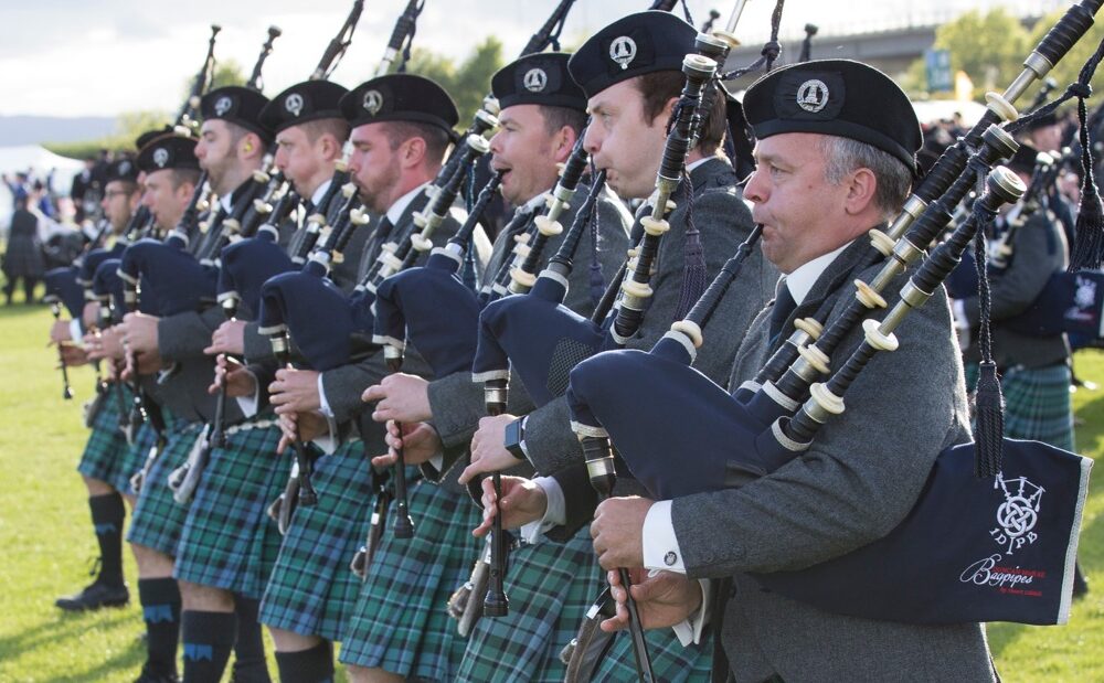 Thousands of world’s best pipers to descend on Paisley for British Championships