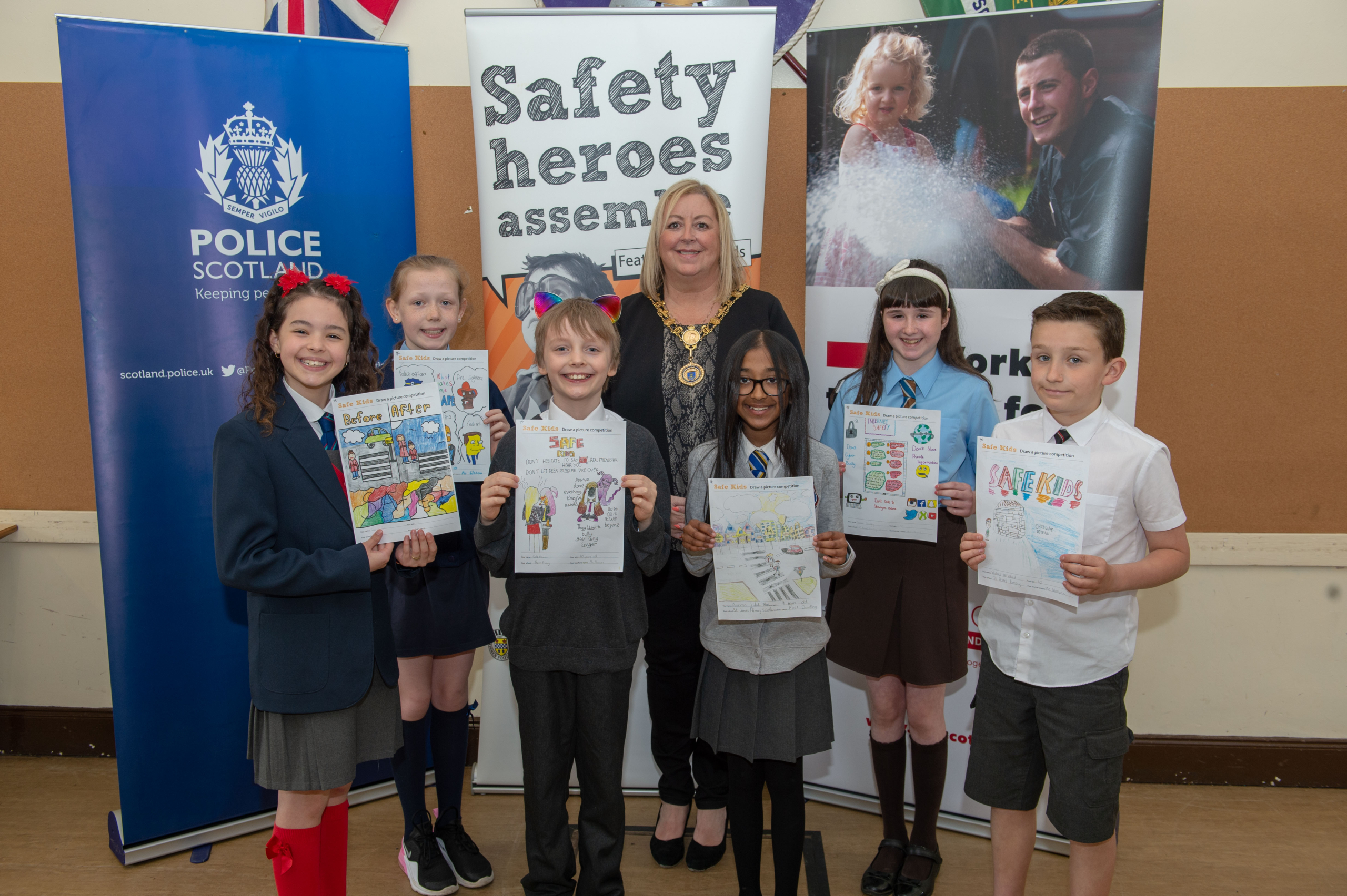 Renfrewshire's Provost Lorraine Cameron with Safe Kids poster winners