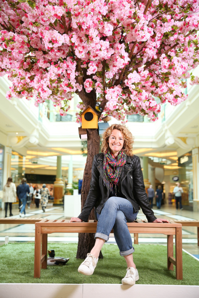 Mall to play sound of birdsong to make shoppers happier