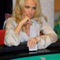 7 Famous People Who Are Also Gamblers in Las Vegas