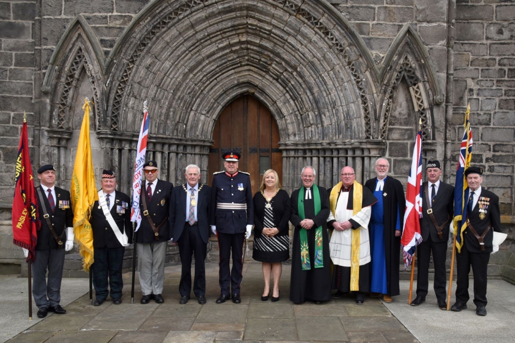 Paisley Abbey Armed Forces Day service pays tribute to those who have served