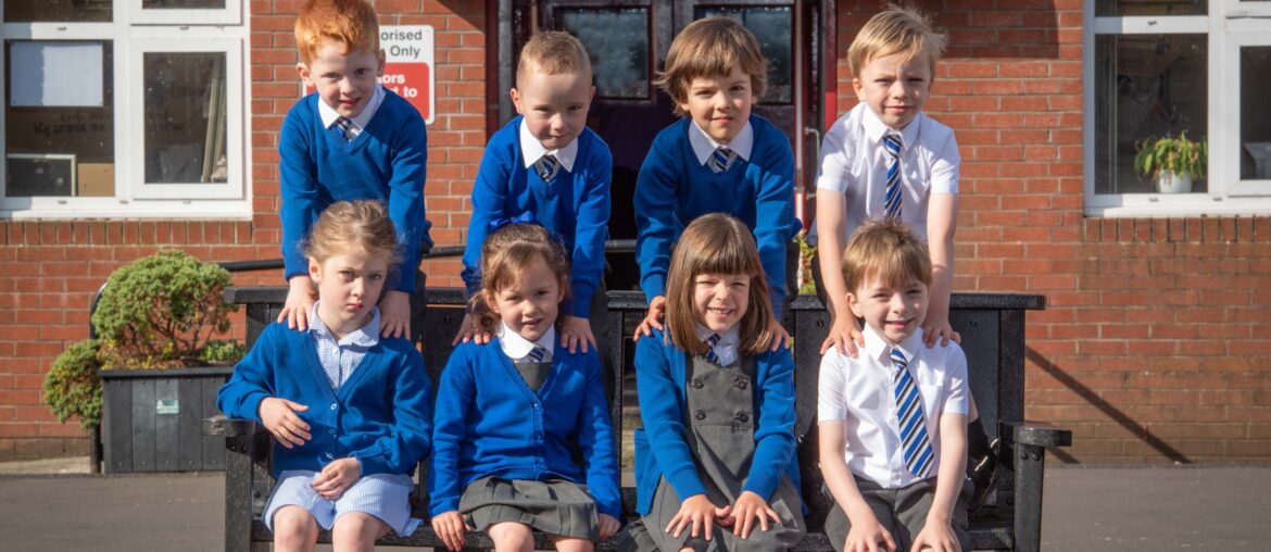 Primary - Lochwinnoch - Twins First Day of School group outside school - 13 Aug 2019 - KC (5)
