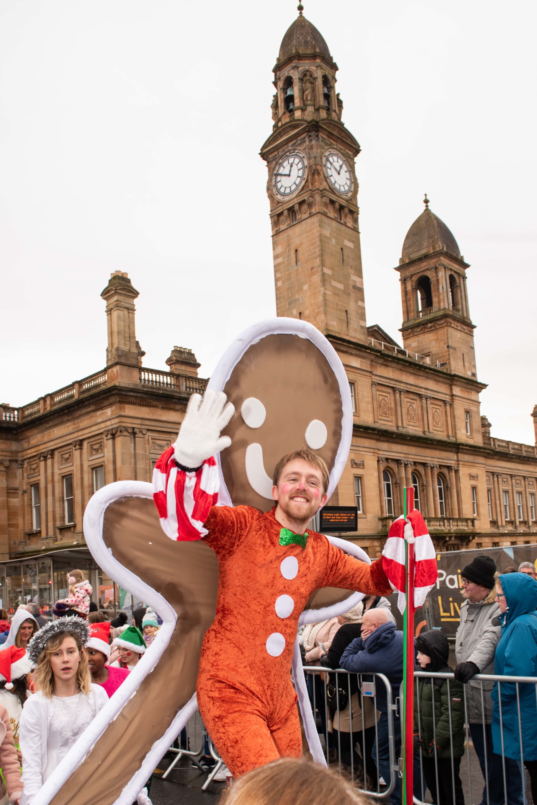 Thousands turn out for Paisley’s annual Christmas Lights Switch On