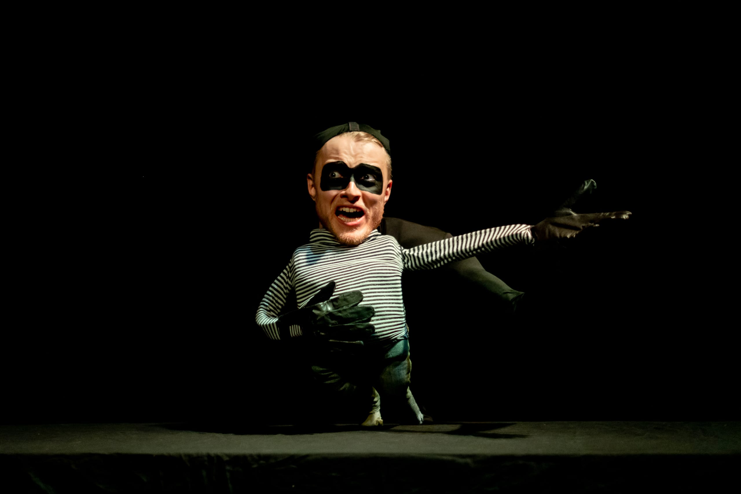 Lewis Sherlock - Puppetry Scratch Night - Fri 14 June 2019 - Roxy Assembly (© photographer - Andy Catlin www.andycatlin.com) -2297 - Lewis Sherlock